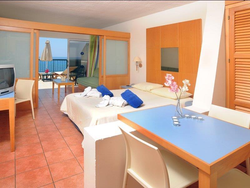 Atlantica Sungarden Beach Ayia Napa Exteriör bild